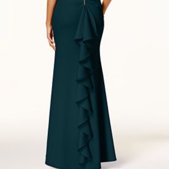 Green Ruffled-Back Off-The-Shoulder Gown - Picture 5 of 8